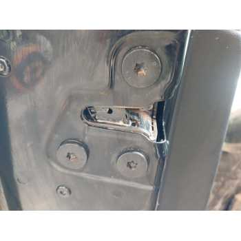 CERRADURA PUERTA TRASERA IZQUIERDA 