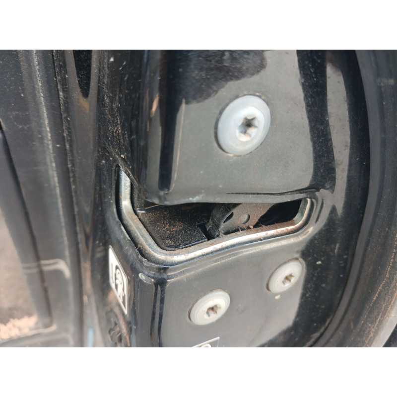 Recambio de cerradura puerta trasera derecha para lexus nx referencia OEM IAM   