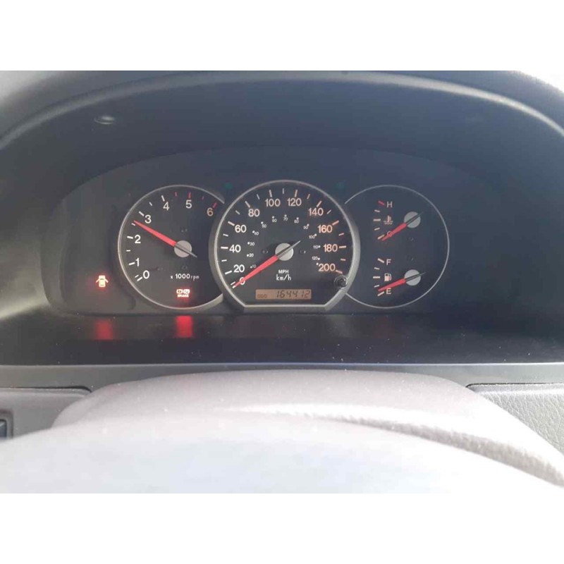 kia carnival ii del año 2002