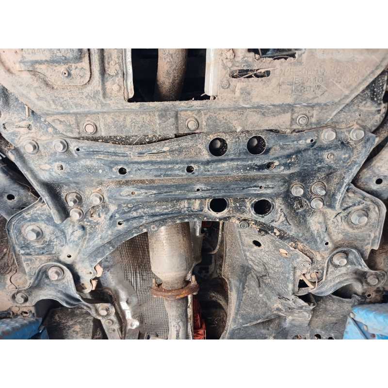 Recambio de puente delantero para lexus nx (_z1_) 300h (ayz10_) referencia OEM IAM   