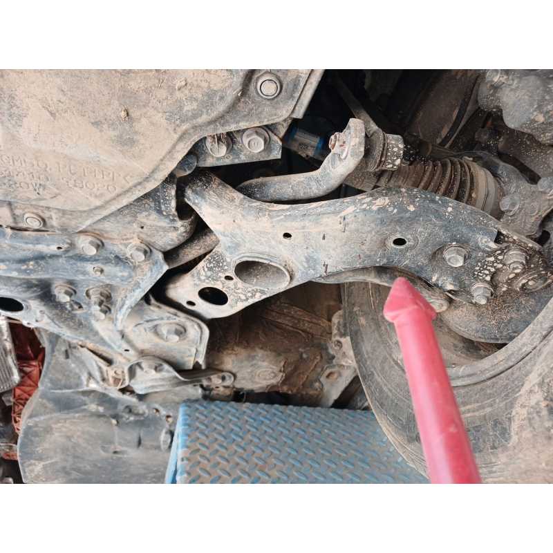 Recambio de brazo suspension delantero izquierdo para lexus nx (_z1_) 300h (ayz10_) referencia OEM IAM   