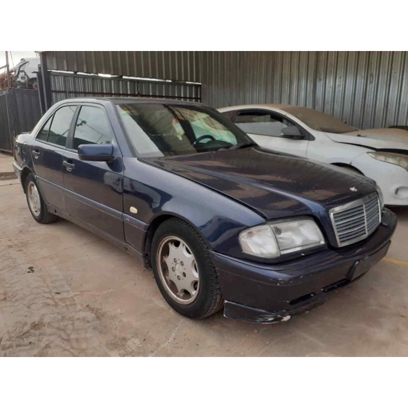 mercedes-benz clase c (w202) berlina del año 2000