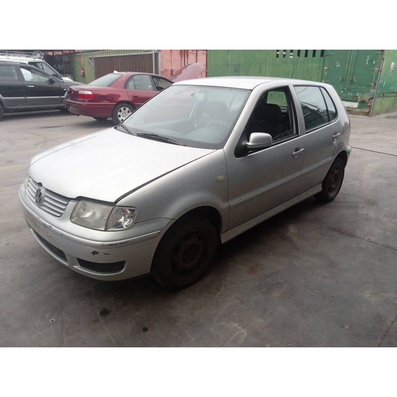 volkswagen polo berlina (6n2) del año 2000