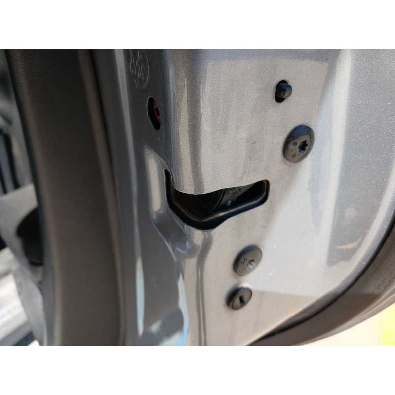 Recambio de cerradura puerta trasera derecha para peugeot 2008 i (cu_) 1.6 bluehdi 100 referencia OEM IAM   