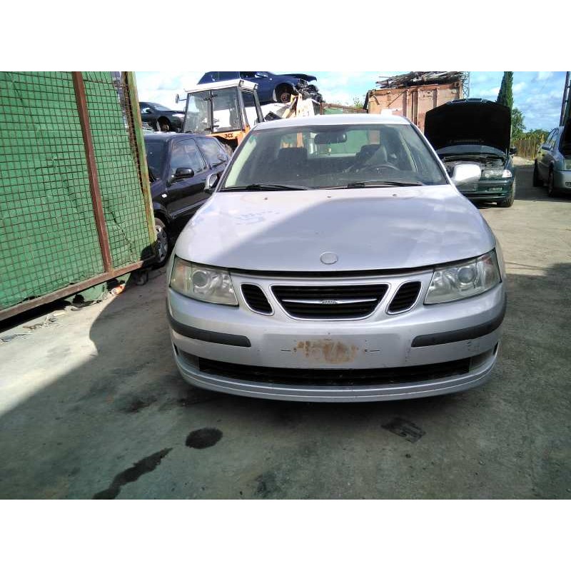 saab 9-3 berlina del año 2003