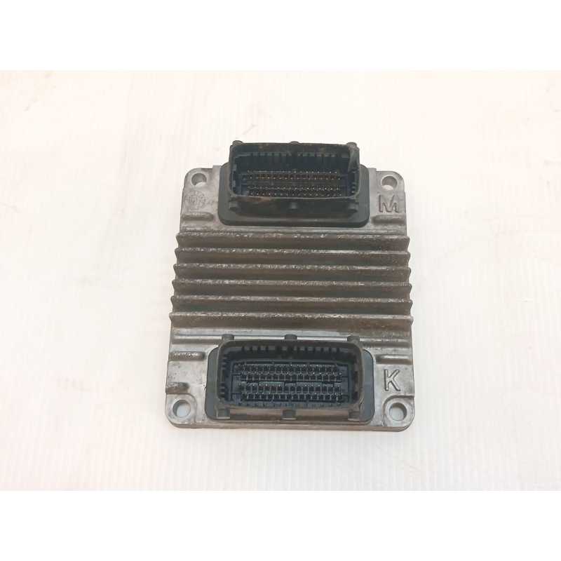 Recambio de centralita motor uce para opel corsa c club referencia OEM IAM 8972333707 09391259 ISUZU