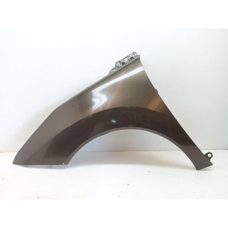 Recambio de aleta delantera izquierda para peugeot 3008 confort referencia OEM IAM   