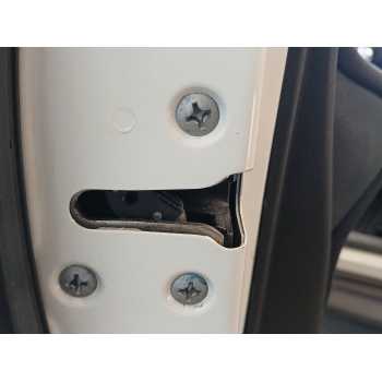 CERRADURA PUERTA DELANTERA IZQUIERDA 