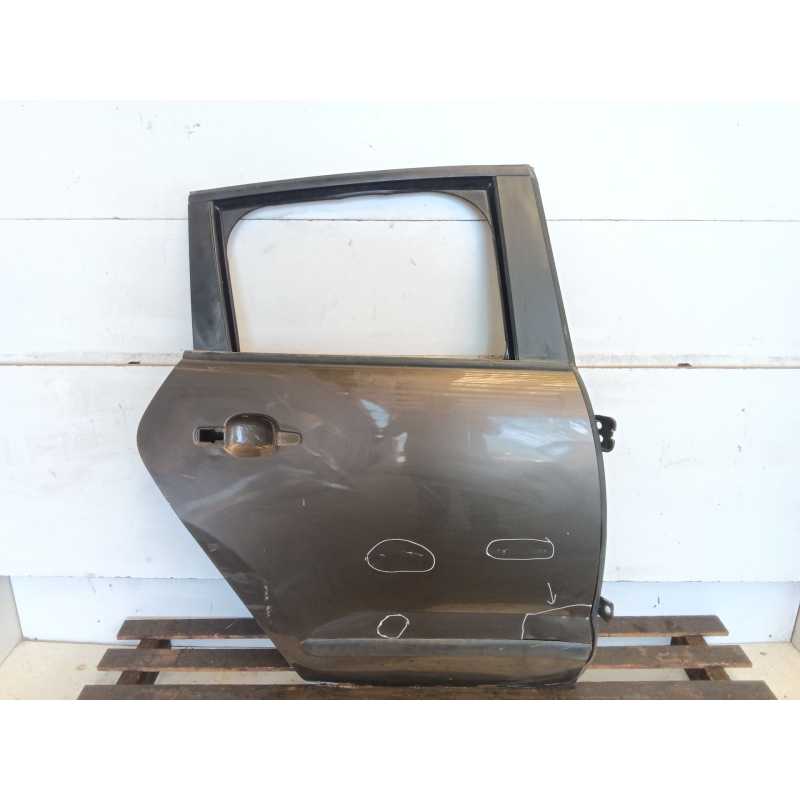 Recambio de puerta trasera derecha para peugeot 3008 confort referencia OEM IAM   