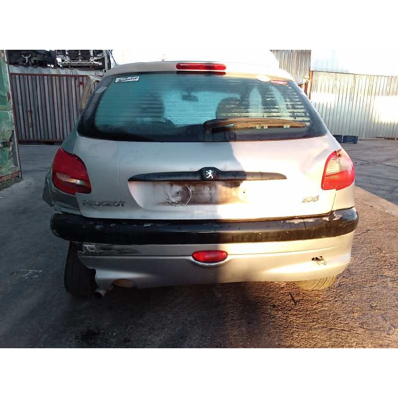 peugeot 206 berlina del año 1999