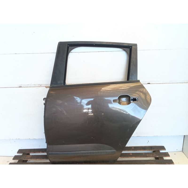 Recambio de puerta trasera izquierda para peugeot 3008 confort referencia OEM IAM   