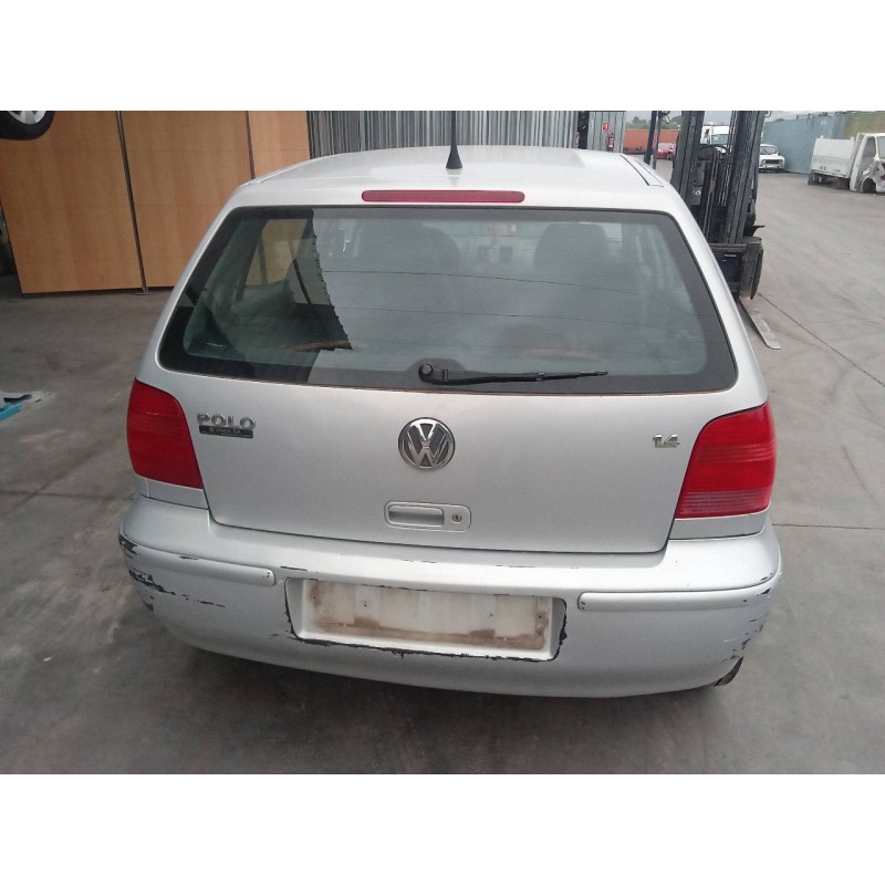 volkswagen polo berlina (6n2) del año 2000