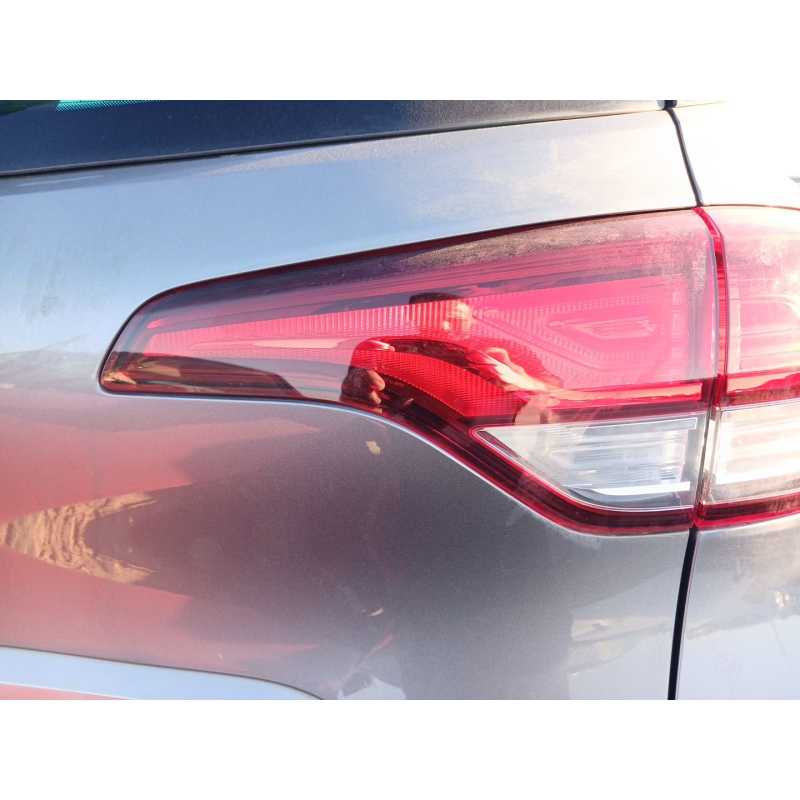 Recambio de piloto trasero derecho interior para renault scenic iv referencia OEM IAM   