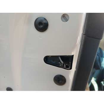 CERRADURA PUERTA TRASERA IZQUIERDA 