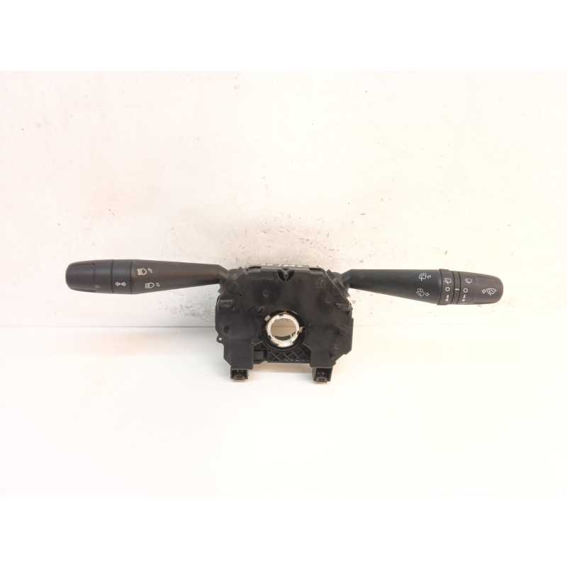 Recambio de mando luces para jeep compass (mp, m6, mv, m7) 1.6 crd referencia OEM IAM 6UE06LXHAA 28634543 D068