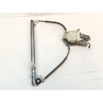ELEVALUNAS DELANTERO IZQUIERDO A04452100 