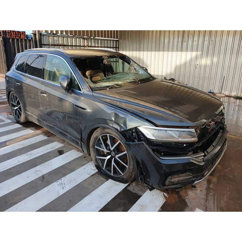 volkswagen touareg (cr7, rc8) del año 2022