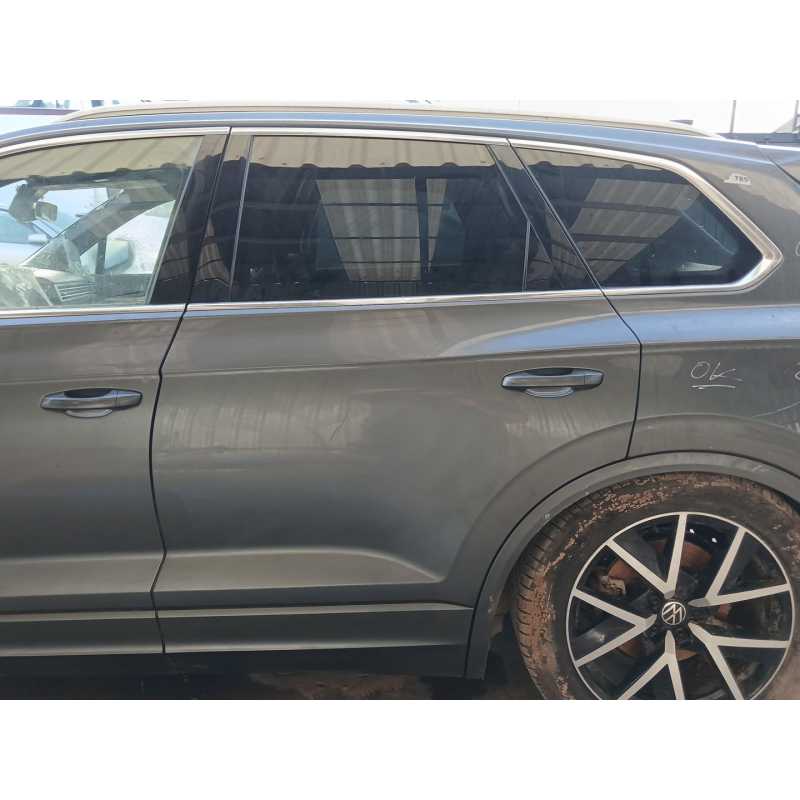 Recambio de puerta trasera izquierda para volkswagen touareg (cr7, rc8) 3.0 tdi 4motion referencia OEM IAM   