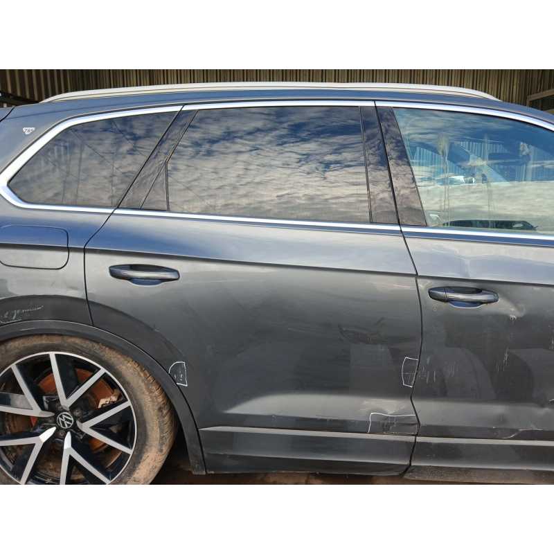 Recambio de puerta trasera derecha para volkswagen touareg (cr7, rc8) 3.0 tdi 4motion referencia OEM IAM   