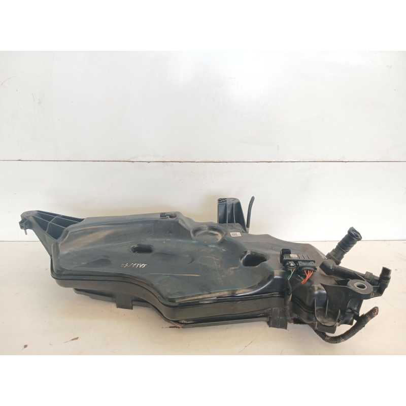 Recambio de deposito adblue para seat leon (kl1, klg) 2.0 tdi referencia OEM IAM 5WA131877C 5WA131331 