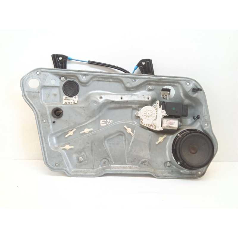 Recambio de elevalunas delantero izquierdo para volkswagen golf iv (1j1) 1.6 referencia OEM IAM 1J1959801C 1J4837755E 
