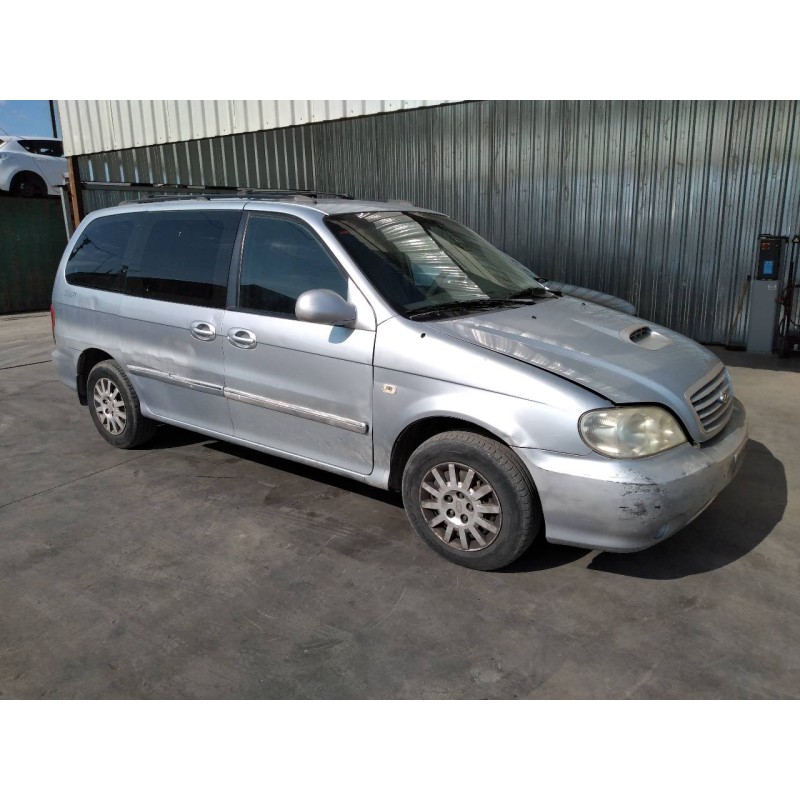 kia carnival ii del año 2002