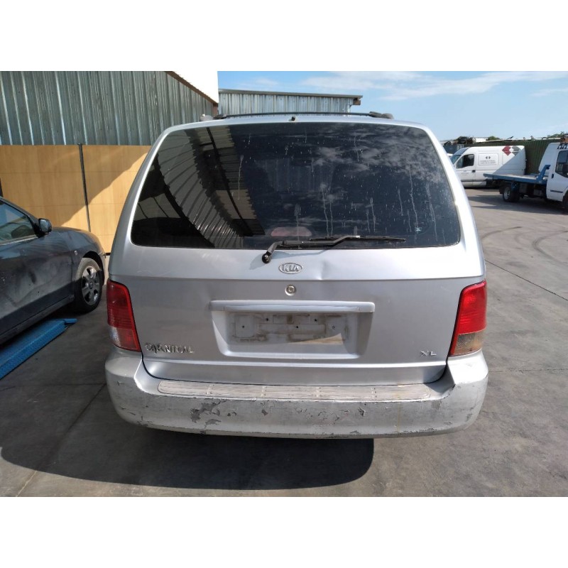 kia carnival ii del año 2002