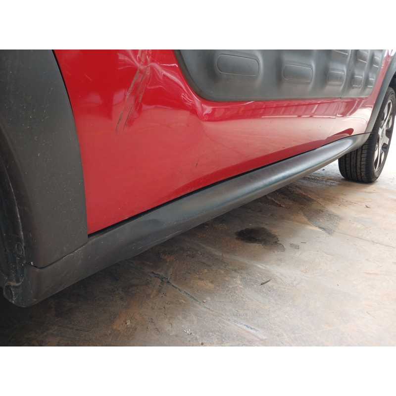 Recambio de faldon lateral izquierdo para citroën c4 cactus 1.2 thp 110 referencia OEM IAM   