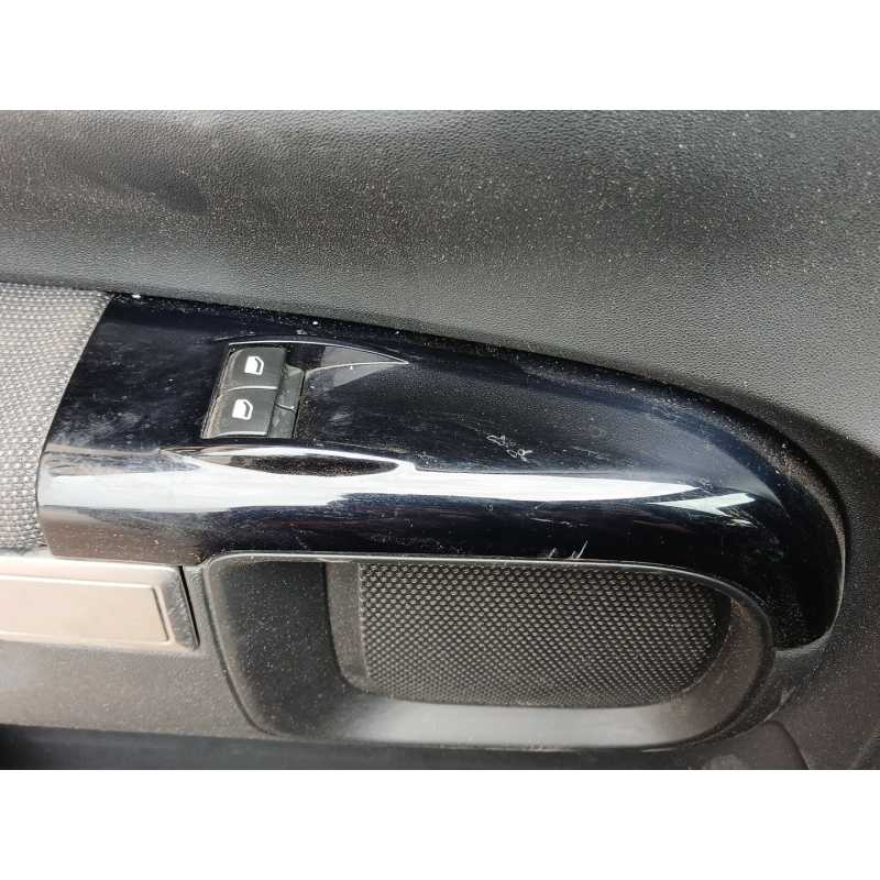 Recambio de mando elevalunas delantero izquierdo para citroën c4 cactus 1.2 thp 110 referencia OEM IAM   