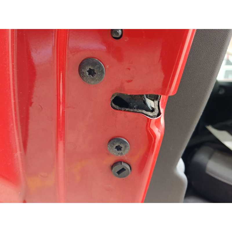 Recambio de cerradura puerta trasera izquierda para citroën c4 cactus 1.2 thp 110 referencia OEM IAM   