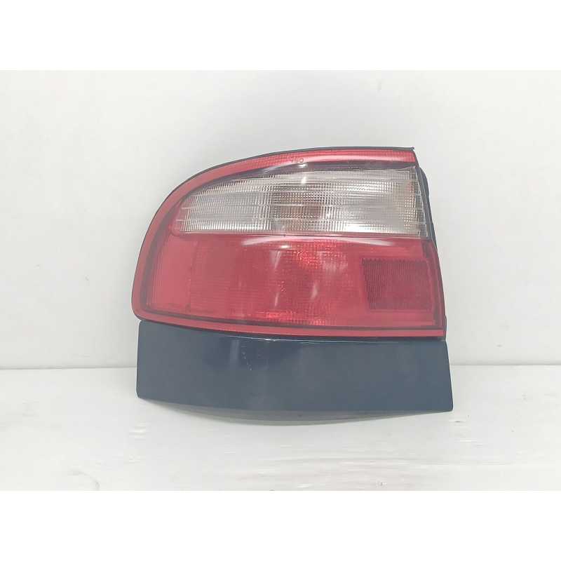 Recambio de piloto trasero izquierdo para toyota carina e vi sedán (_t19_) 1.6 16v (at190_) referencia OEM IAM   