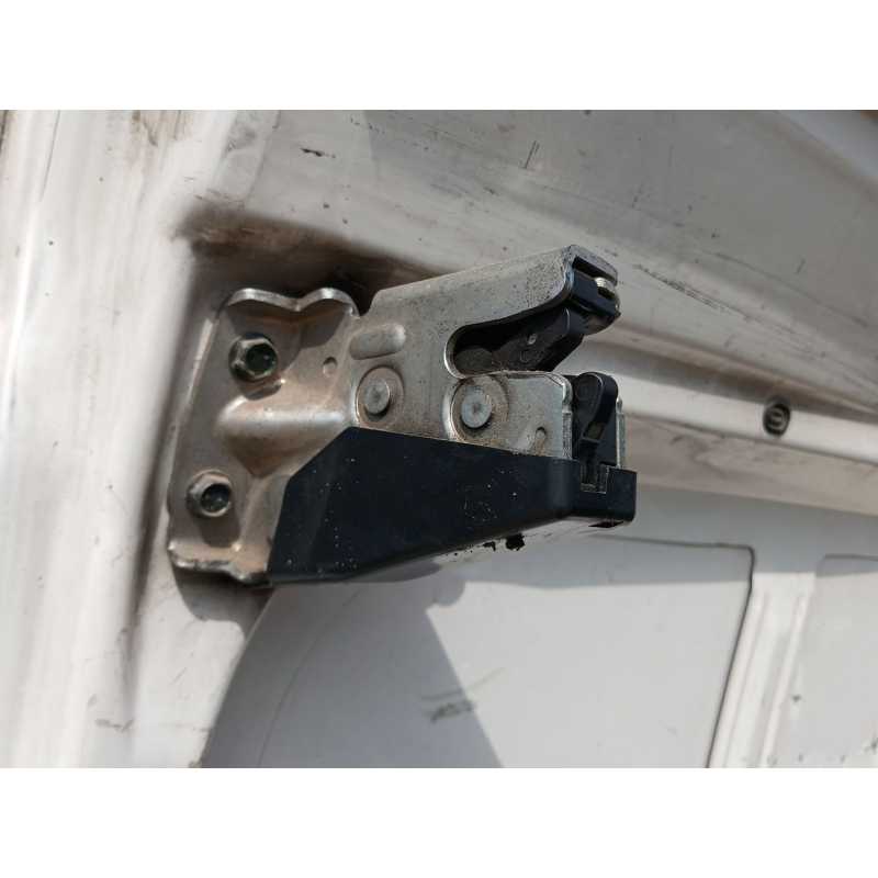 Recambio de cerradura puerta trasera izquierda para nissan nv200 furgoneta 1.5 dci 85 (m20, m20m) referencia OEM IAM   