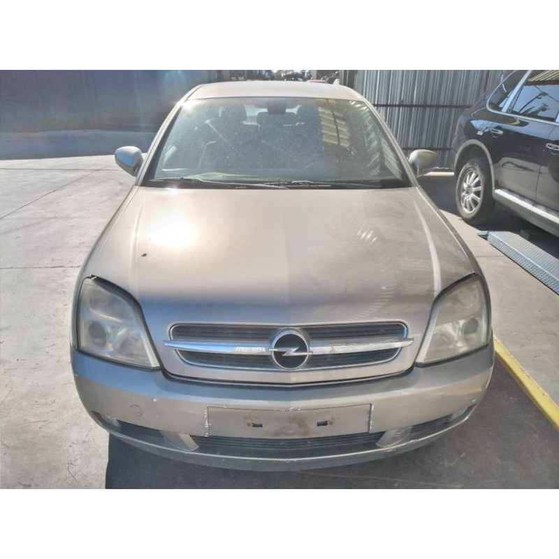 opel vectra c berlina del año 2002