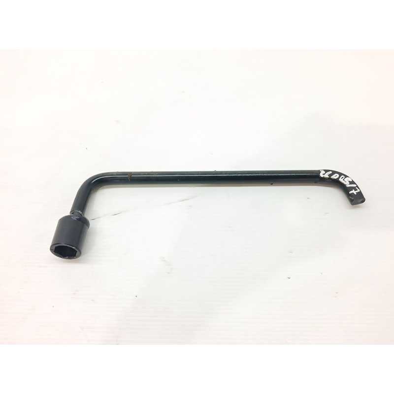 Recambio de llave rueda para citroën c4 cactus 1.2 thp 110 referencia OEM IAM   