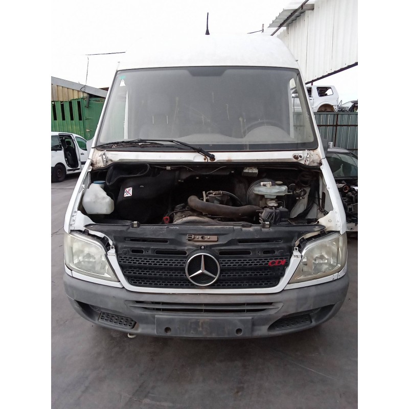 mercedes-benz sprinter 02.00  caja cerrada, techo elevado del año 2005