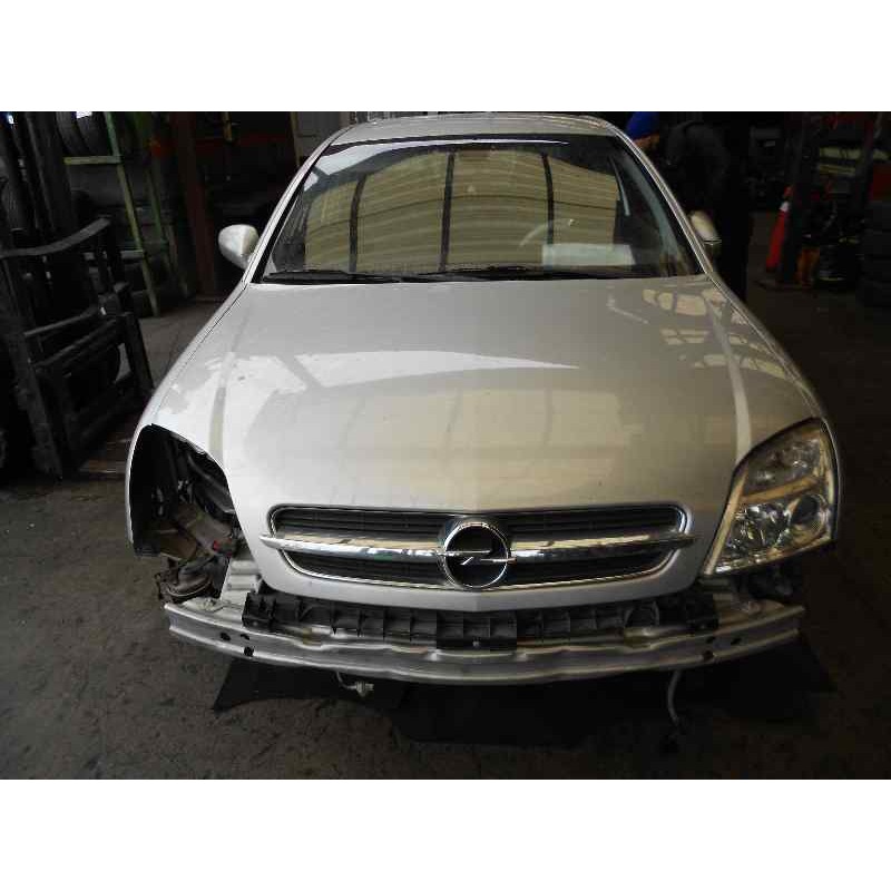 opel vectra c berlina del año 2002