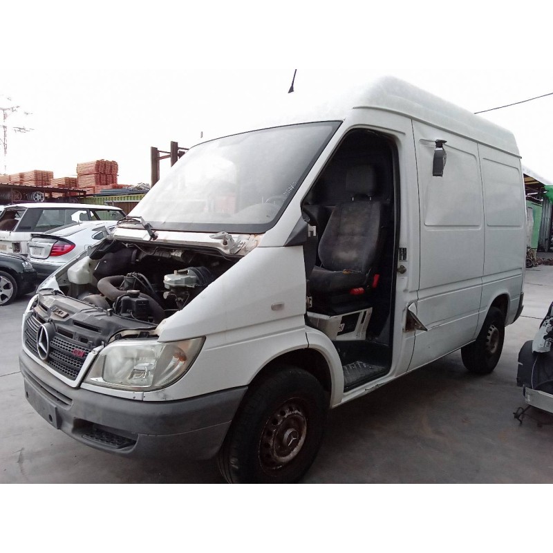mercedes-benz sprinter 02.00  caja cerrada, techo elevado del año 2005