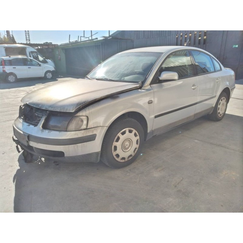volkswagen passat berlina (3b2) del año 2000