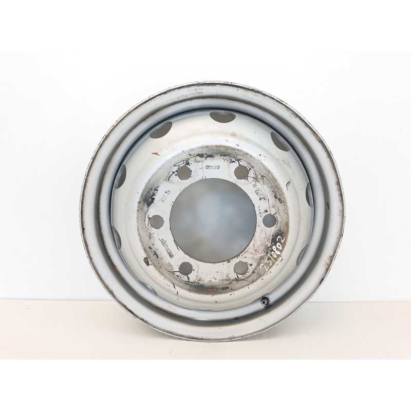 Recambio de llanta para nissan nt400 cabstar (f24m) 35.14, 45.14 referencia OEM IAM R915107  
