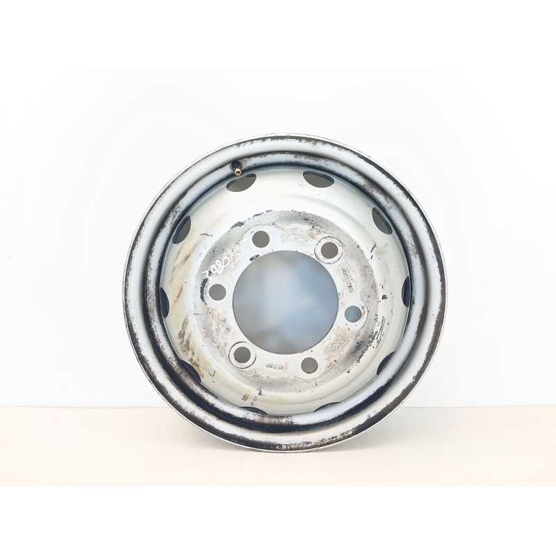 Recambio de llanta para nissan nt400 cabstar (f24m) 35.14, 45.14 referencia OEM IAM R915107  