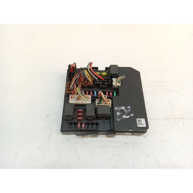 Recambio de caja reles / fusibles para nissan nv200 furgoneta 1.5 dci 85 (m20, m20m) referencia OEM IAM 284B7JX50A 5280003777 