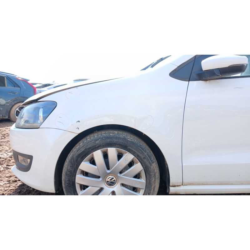 Recambio de aleta delantera izquierda para volkswagen polo (6r1) referencia OEM IAM   