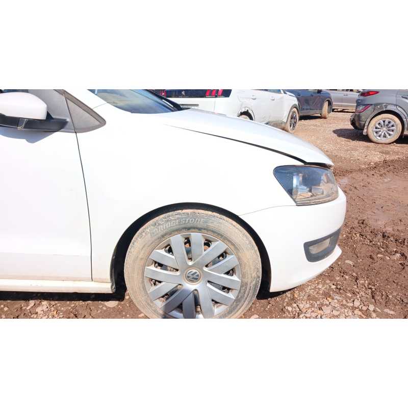 Recambio de aleta delantera derecha para volkswagen polo (6r1) referencia OEM IAM   