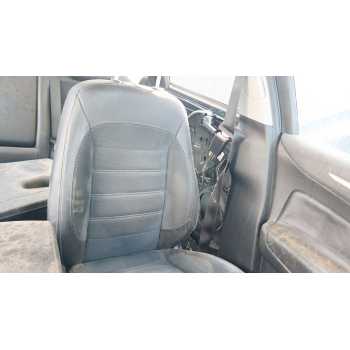 ASIENTO DELANTERO IZQUIERDO 