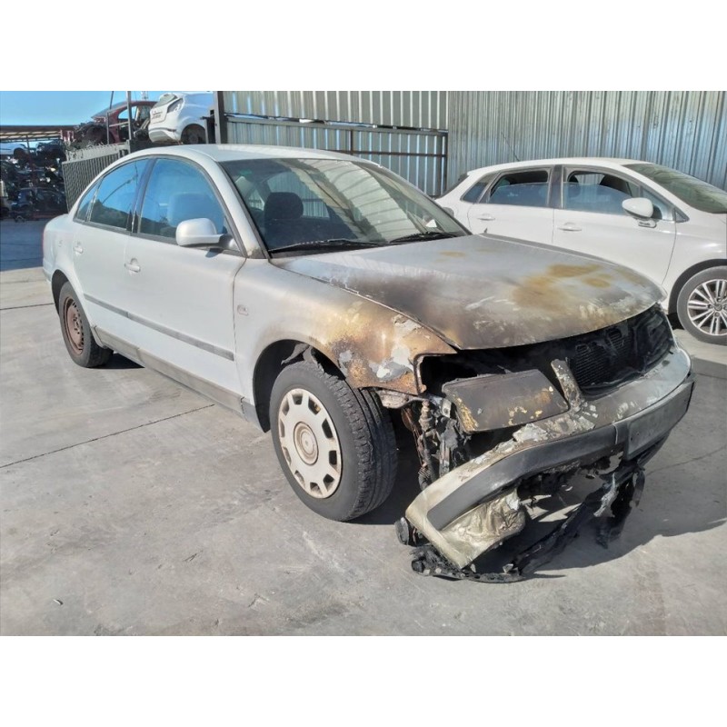 volkswagen passat berlina (3b2) del año 2000