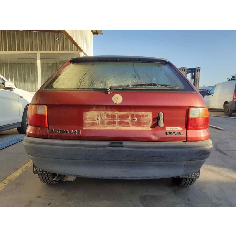 opel astra f berlina del año 1994