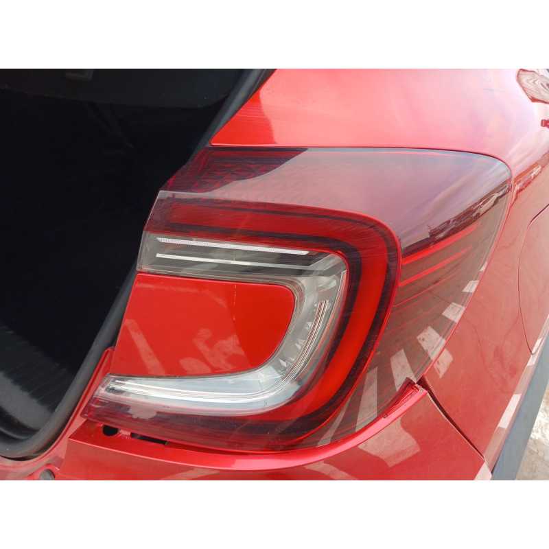 Recambio de piloto trasero derecho para renault captur ii (hf_) tce 100 (hfmt) referencia OEM IAM   