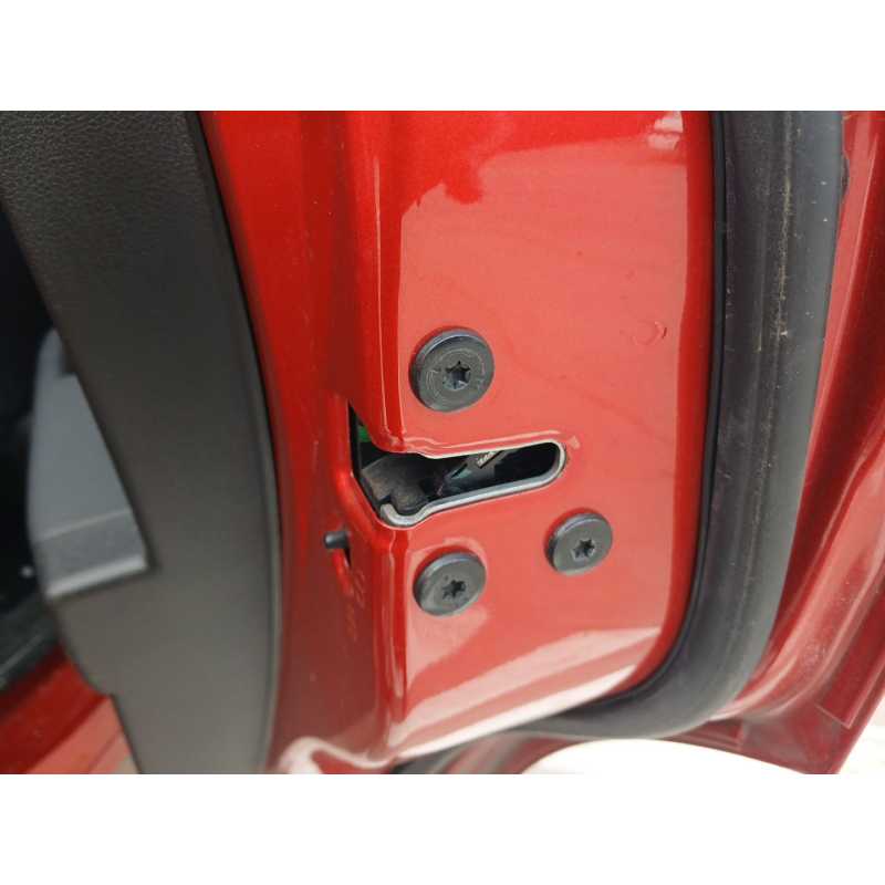 Recambio de cerradura puerta trasera derecha para renault captur ii (hf_) tce 100 (hfmt) referencia OEM IAM   