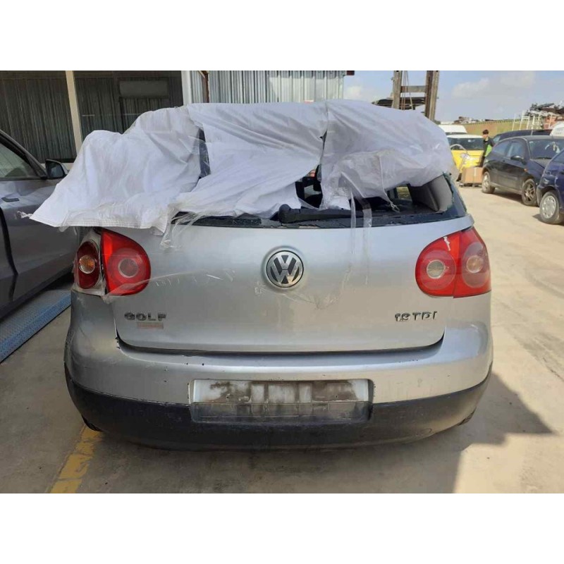 volkswagen golf v berlina (1k1) del año 2004