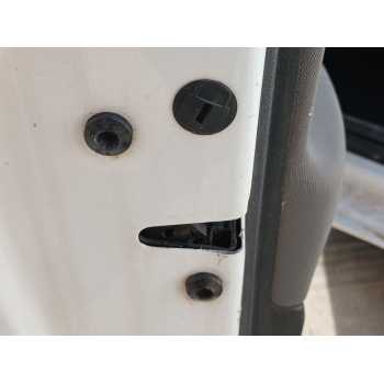 CERRADURA PUERTA DELANTERA IZQUIERDA 